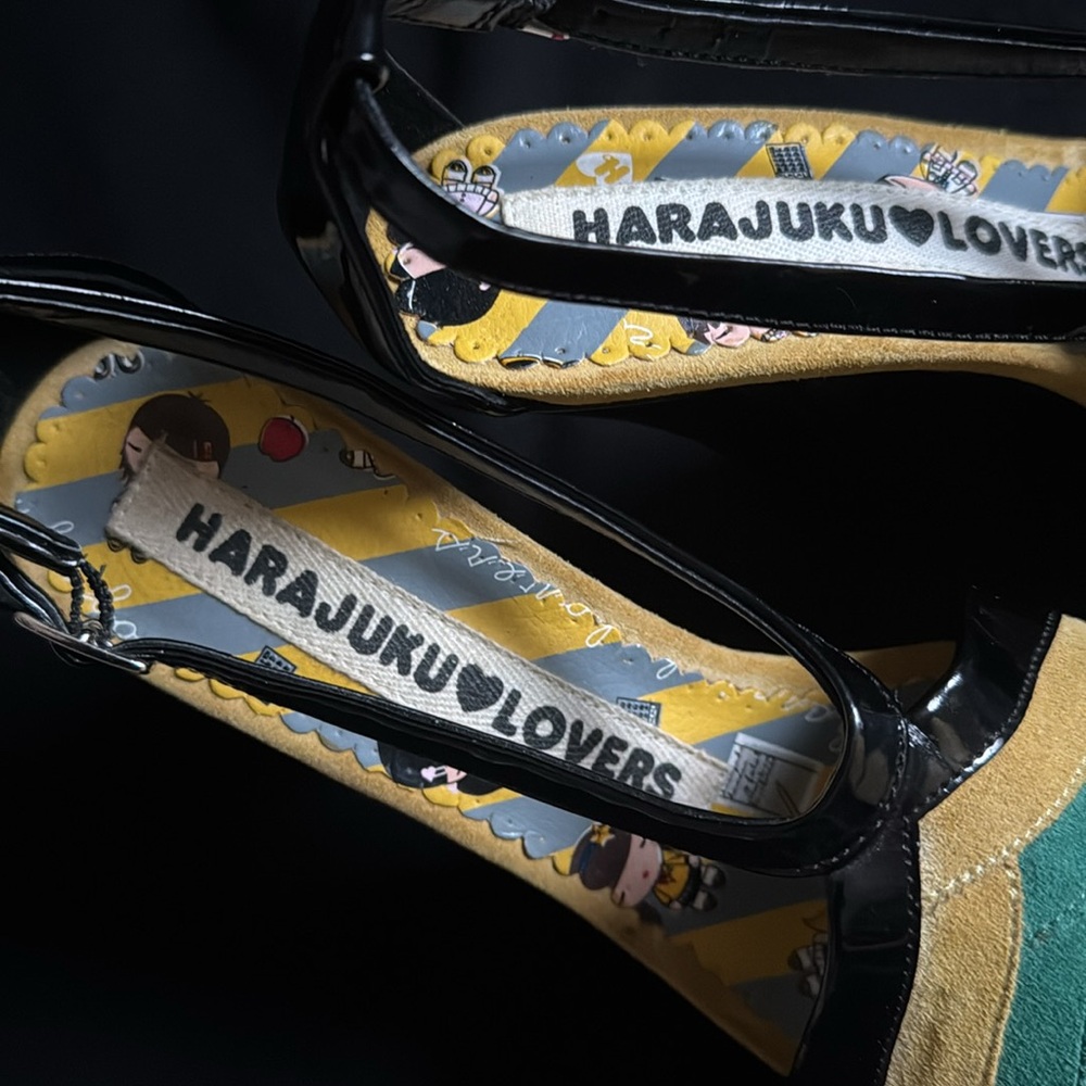 HARAJUKU❤️ LOVERS Jamaica Carnival Theme Heels - Picture 2 of 9